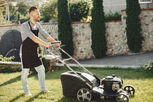 The Ultimate Guide to Expert Yard Mowing Services Near You